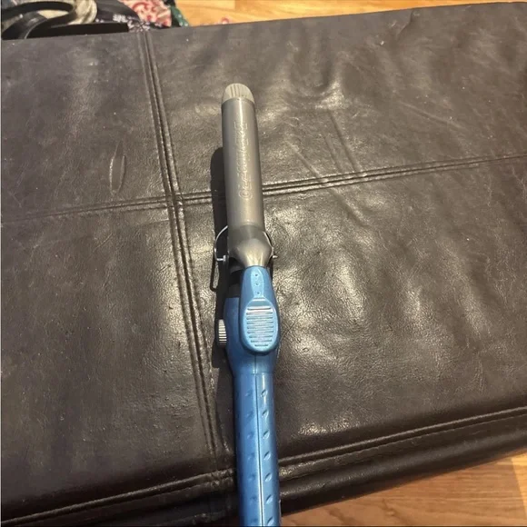 Blue and Gray Curling Iron - Picture 1 of 6